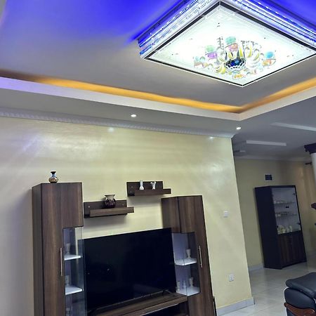The Vibrant Lodge Gacuriro Kigali Exterior foto
